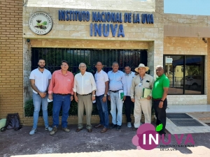 Visita del Dr. en Agropecuaria, Alberto Viralinhos, en representaci&oacute;n de la Empresa Brasileira de Pesquisa Agropecuaria (EMBRAPA).