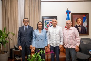 Reuni&oacute;n con el Ministro Administrativo de la Presidencia.