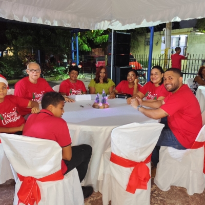 Compartir Navideño INUVA 2025.