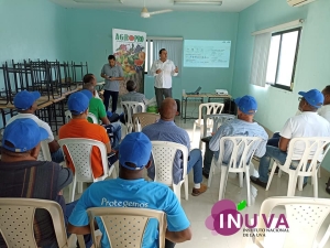 Charla-taller, "Nutrici&oacute;n afectiva en el cultivo de uvas", impartida por ARISagro, Divisi&oacute;n Agr&iacute;cola Aris Industrial S. A., Per&uacute;.